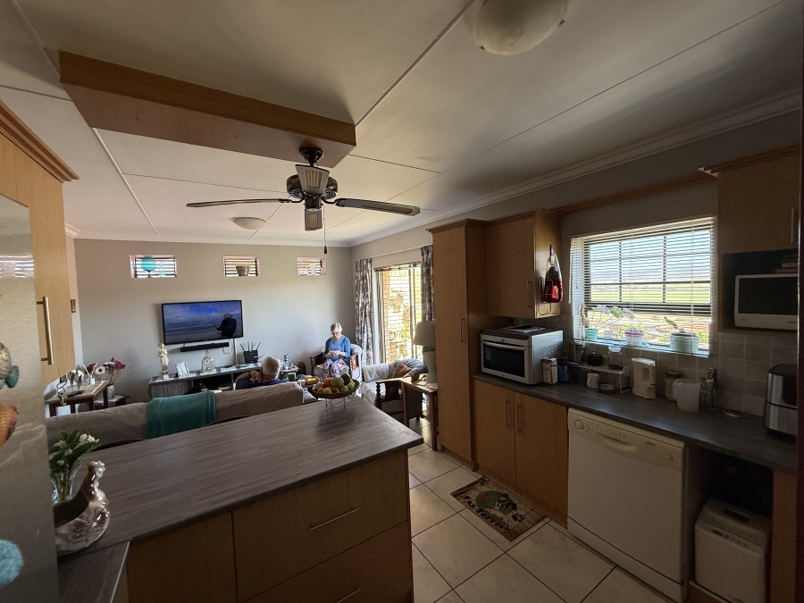 3 Bedroom Property for Sale in Reebok Western Cape